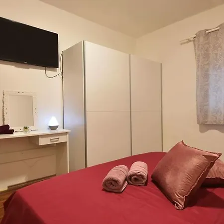 Lana&ante Apartamento Trogir
