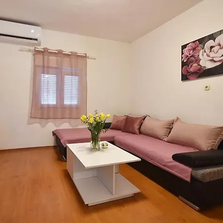 Lana&ante Apartment